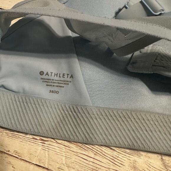 Athleta Advance Sports Bra Size 38DD Full Coverage Pale Blue Athleisure Workout - Picture 4 of 5